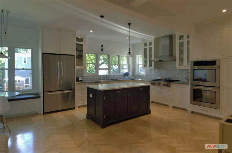 Contemporary kitchen