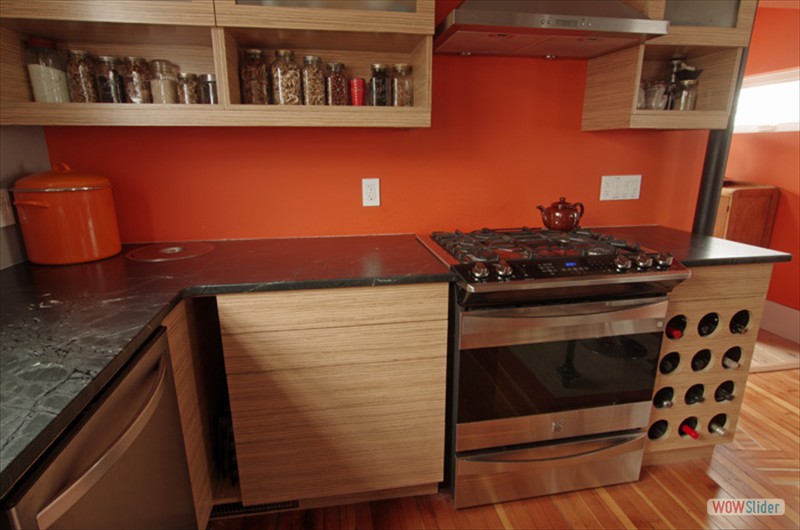 5-built-in-wine-storage